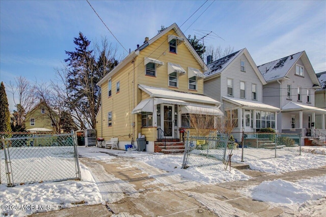 view of front of house