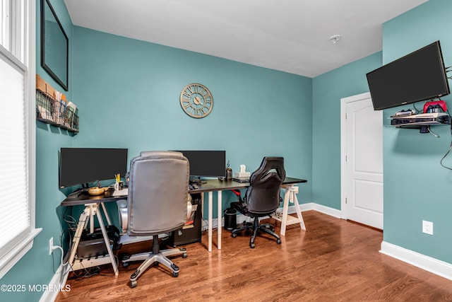 9 Mehar Ct, Jackson, NJ 08527 - office area with wood finished floors and baseboards