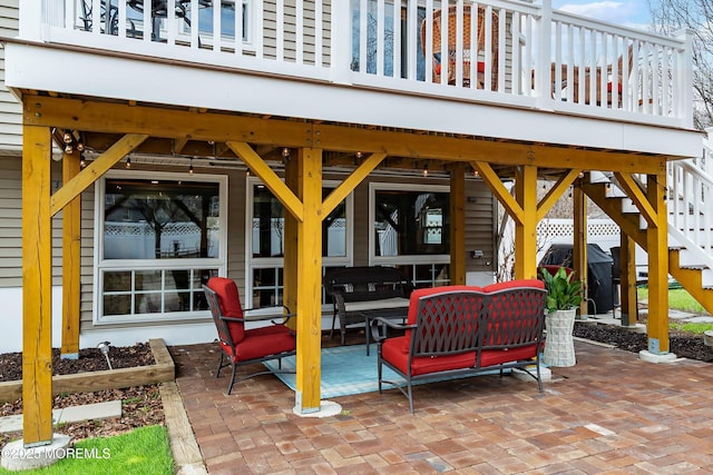 view of patio featuring an outdoor hangout area