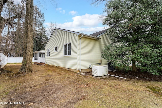 view of home's exterior