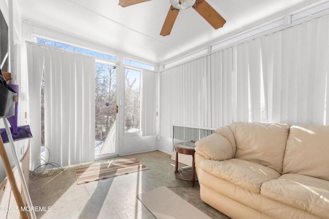 sunroom / solarium with ceiling fan