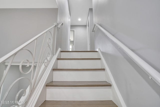 17 Roslyn Dr, Oakhurst, NJ 07755 - photo 9
