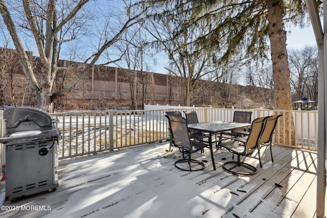 deck with grilling area