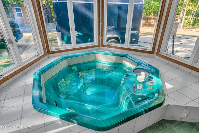 interior space featuring a jacuzzi