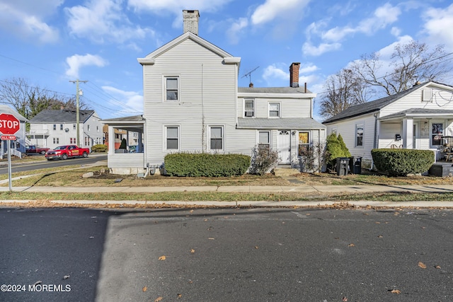 view of front of house