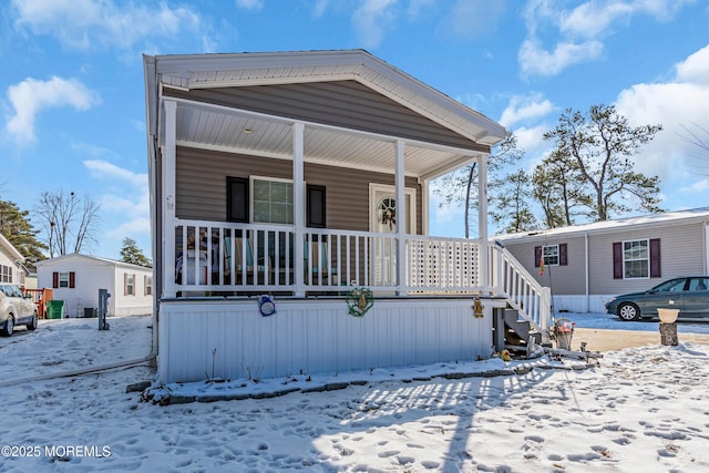 view of front of home with covered porch