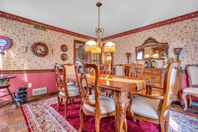 dining room with an inviting chandelier