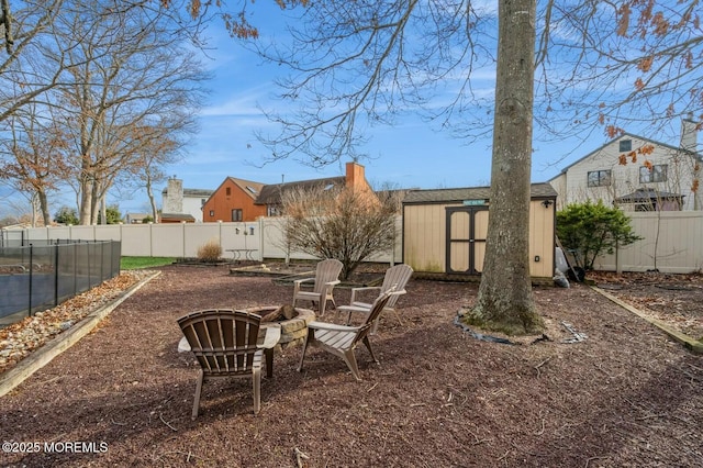 view of yard with a storage shed