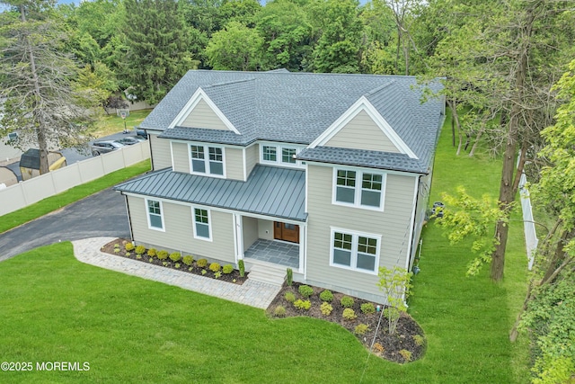 view of front of house with a front yard