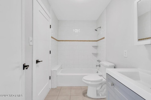 100 Governors Rd Unit 1000, Lakewood, NJ 08701 - full bathroom featuring tile patterned floors, vanity, toilet, and tiled shower / bath