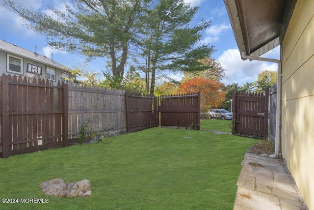 100 Governors Rd Unit 1000, Lakewood, NJ 08701 - view of yard