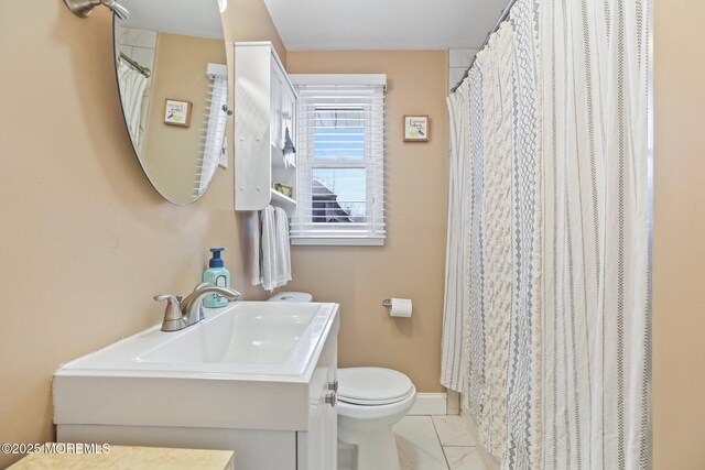 12 Edgewater Dr, Matawan, NJ 07747 - bathroom with vanity, toilet, baseboards, and a shower with curtain