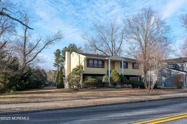 view of raised ranch