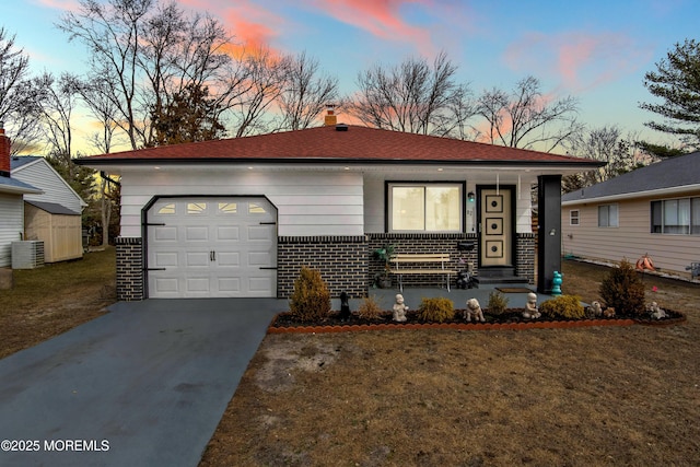 view of front house at dusk