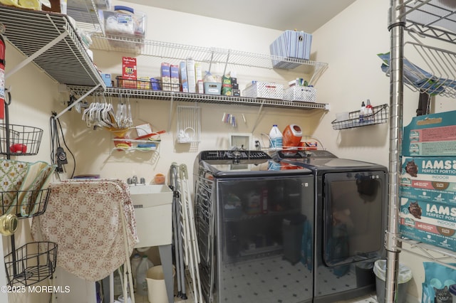 657 Toms River Rd, Jackson, NJ 08527 - clothes washing area with washer and dryer and laundry area