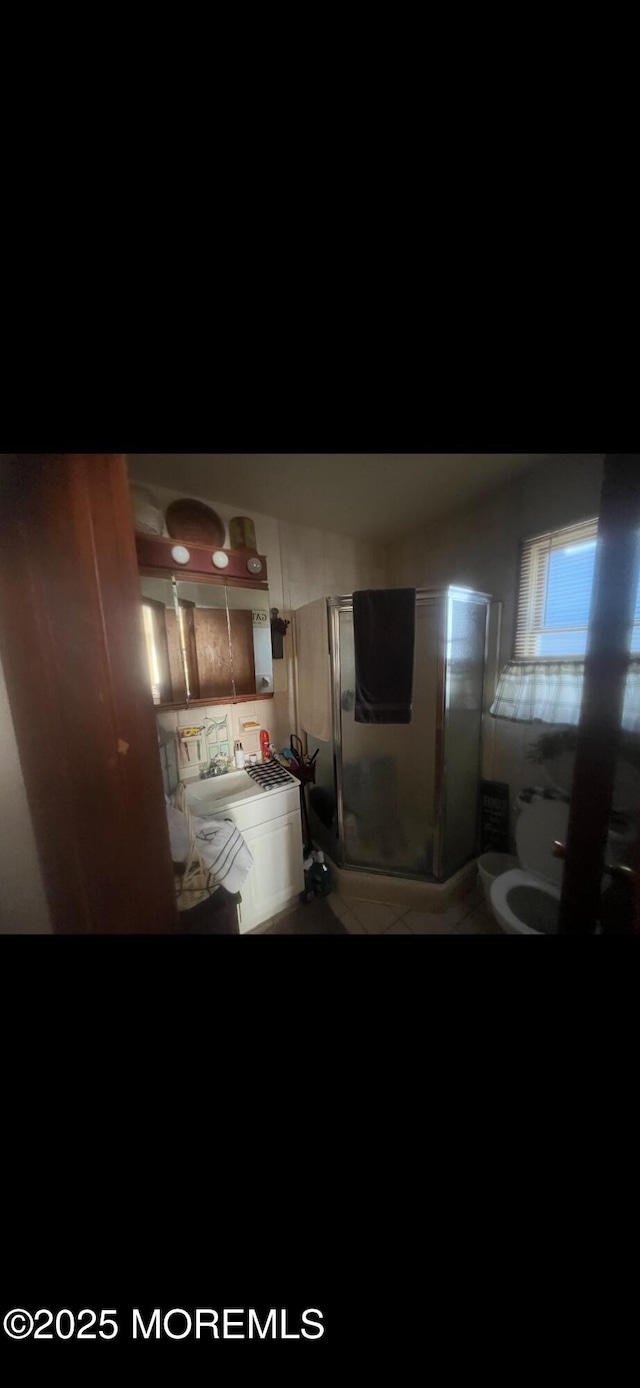 bathroom with washer / clothes dryer