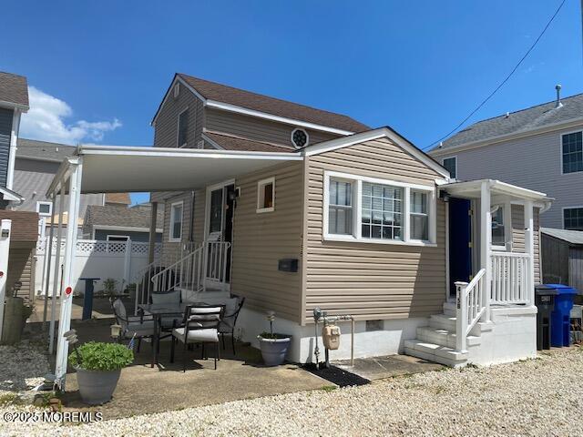 view of front of home