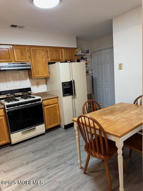 889 Crimson Ct, Morganville, NJ 07751 - photo 3
