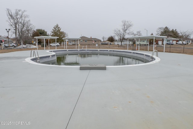 view of swimming pool