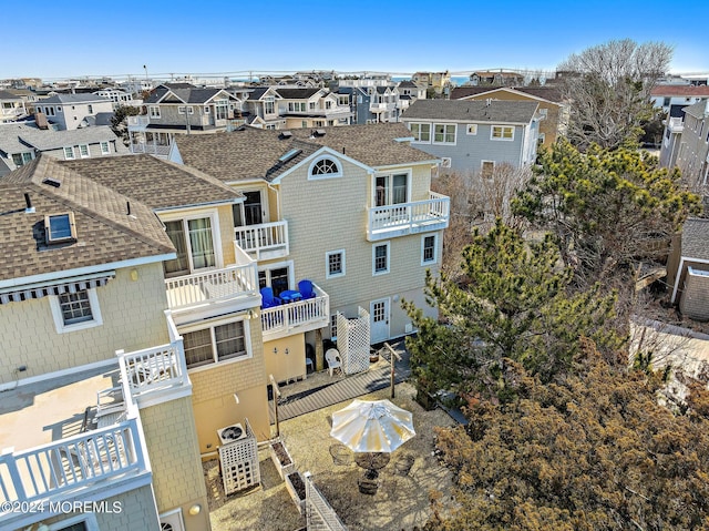 birds eye view of property featuring a residential view