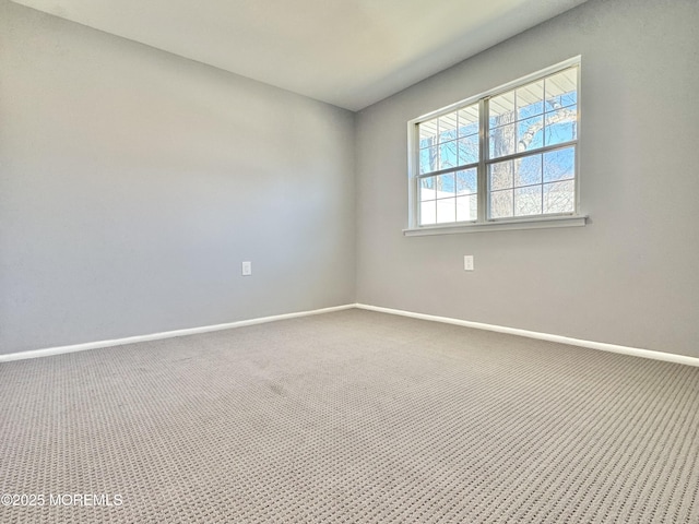 61B Hedge Dr, Lakewood, NJ 08701 - carpeted spare room featuring baseboards