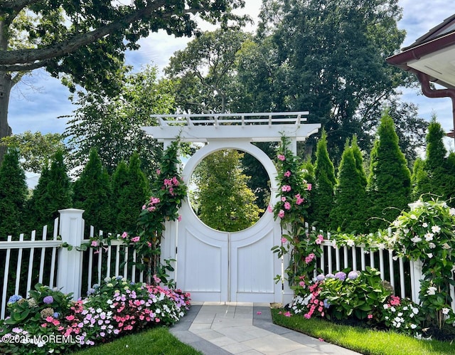 exterior space featuring fence