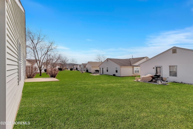 view of yard with a patio area