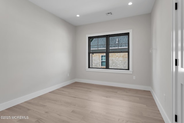121 Black Point Rd, Rumson, NJ 07760 - empty room featuring light wood finished floors and recessed lighting