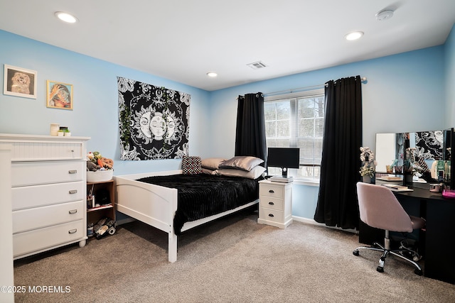 bedroom featuring recessed lighting, visible vents, and carpet flooring