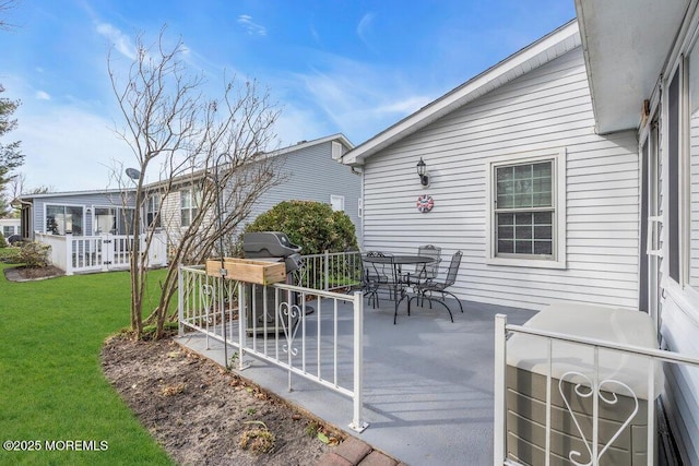 view of patio / terrace with outdoor dining space