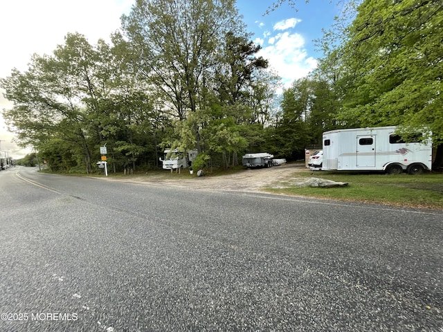 123 Harbor Inn Rd, Bayville, NJ 08721 - view of asphalt street