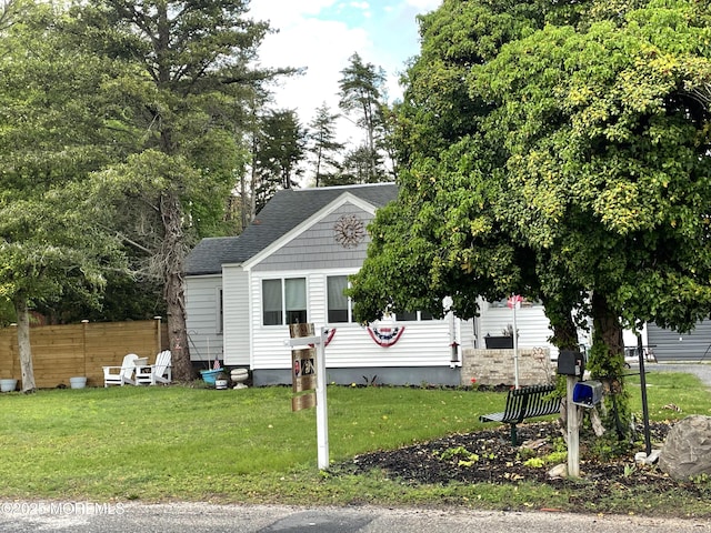 123 Harbor Inn Rd, Bayville, NJ 08721 - bungalow featuring a shingled roof