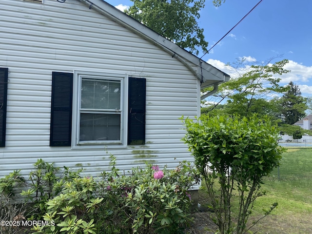 550 Wall St, Eatontown, NJ 07724 - view of side of home
