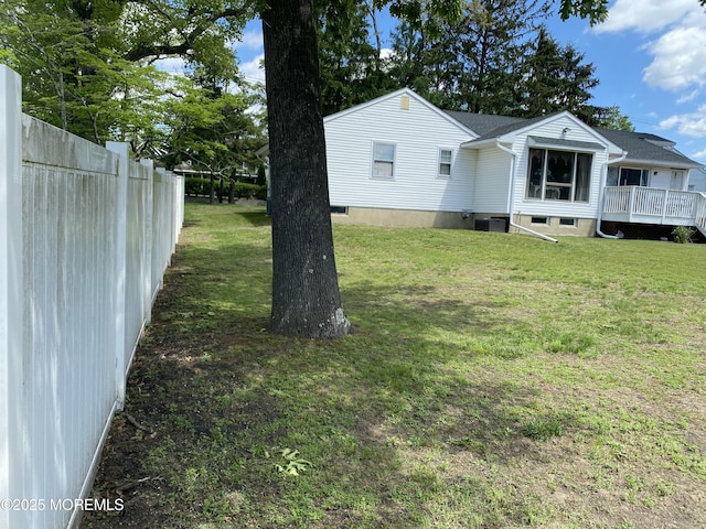 550 Wall St, Eatontown, NJ 07724 - view of yard