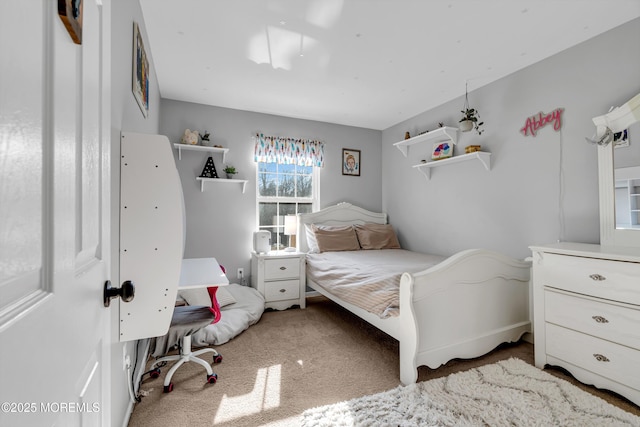 bedroom featuring carpet floors