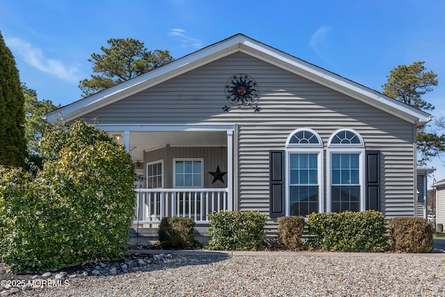 view of front facade featuring covered porch