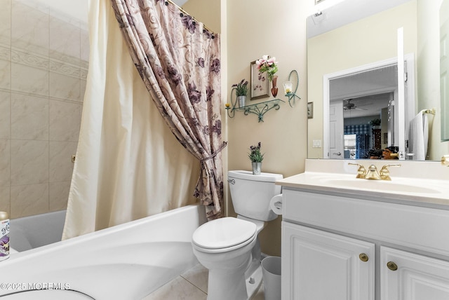 full bathroom featuring toilet, ceiling fan, shower / bath combo, and vanity