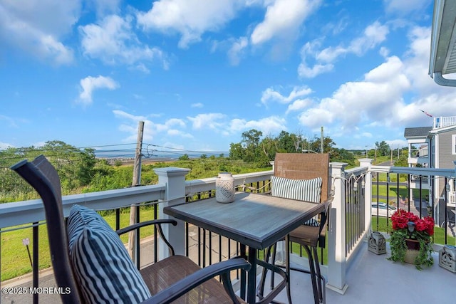 balcony with outdoor dining space