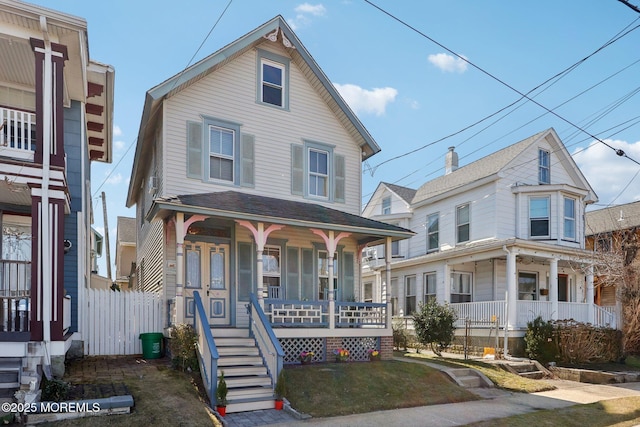 view of front facade with covered porch