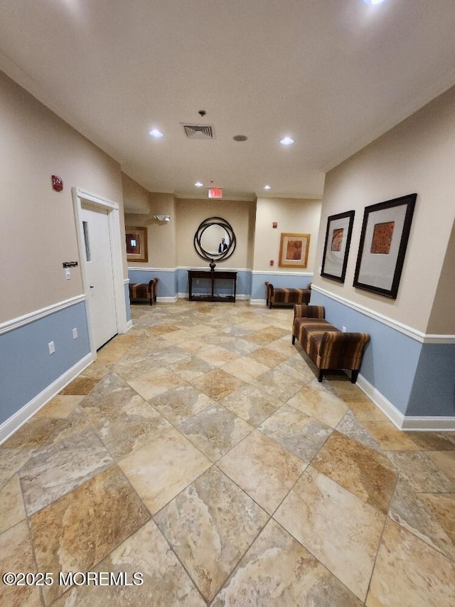 sitting room featuring recessed lighting, visible vents, and baseboards