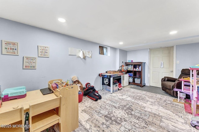 playroom with recessed lighting