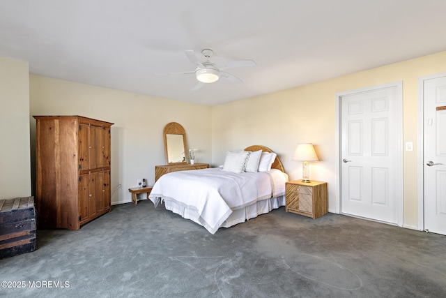 bedroom featuring carpet flooring and a ceiling fan