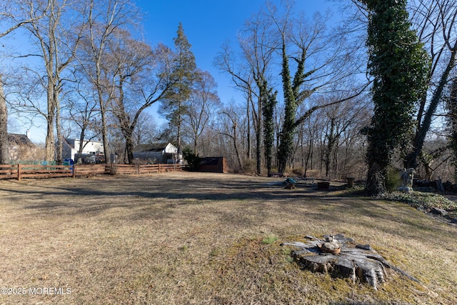 view of yard featuring fence