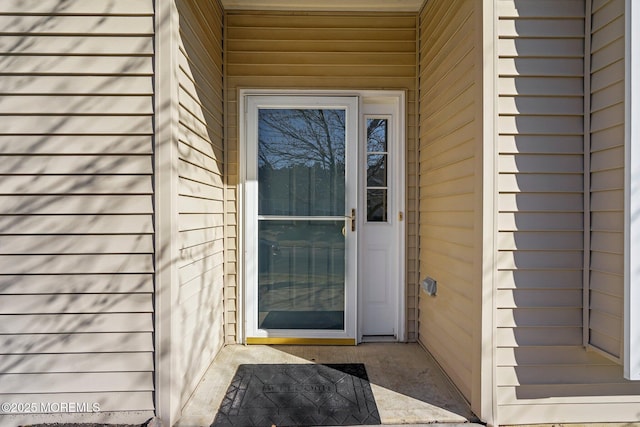 view of property entrance