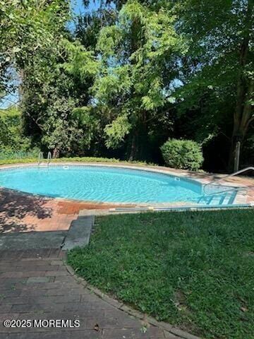 view of outdoor pool