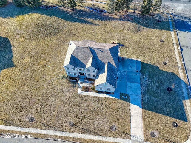 2 Kristen Ct, Franklin Twp, NJ 08873 - drone / aerial view