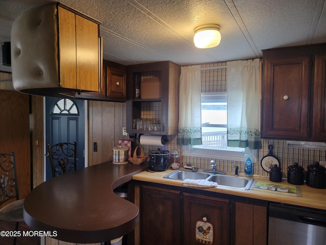 15 Wistoria Dr, Jackson, NJ 08527 - kitchen featuring dishwasher, light countertops, backsplash, and a sink