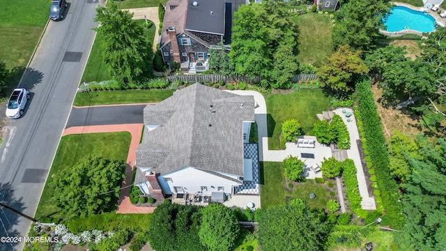 aerial view featuring a residential view