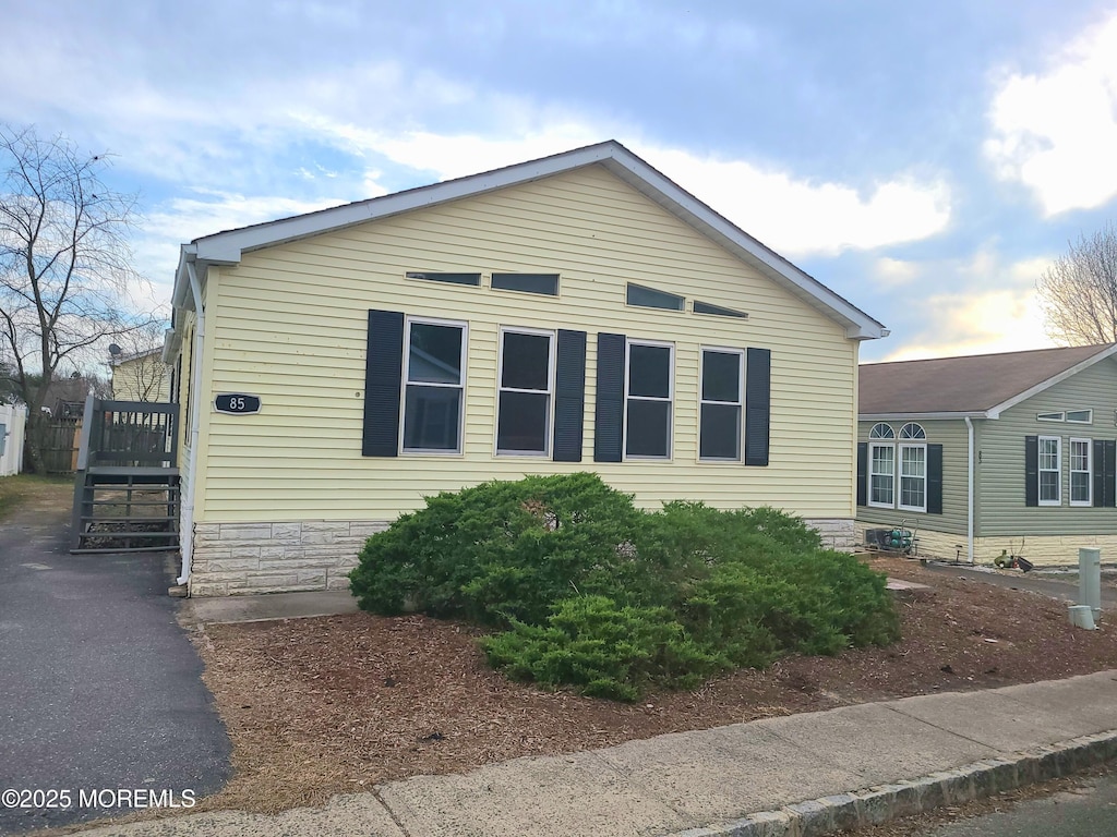 85 Seattle Slew Dr, Howell, NJ 07731 - view of property exterior