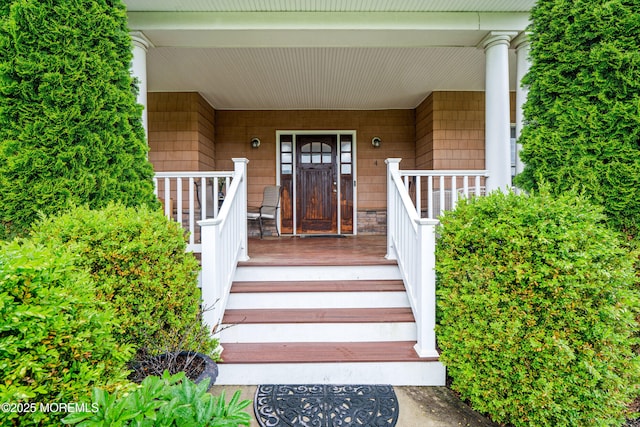 4 Friendship Ln, West Long Branch, NJ 07764 - entrance to property featuring a porch